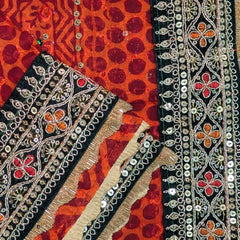 MIJAAT Pahadi Short Pichoda Stole | Georgette Chicken Fabric | Dark Green Katdani Border with Red-Orange Floral Threadwork