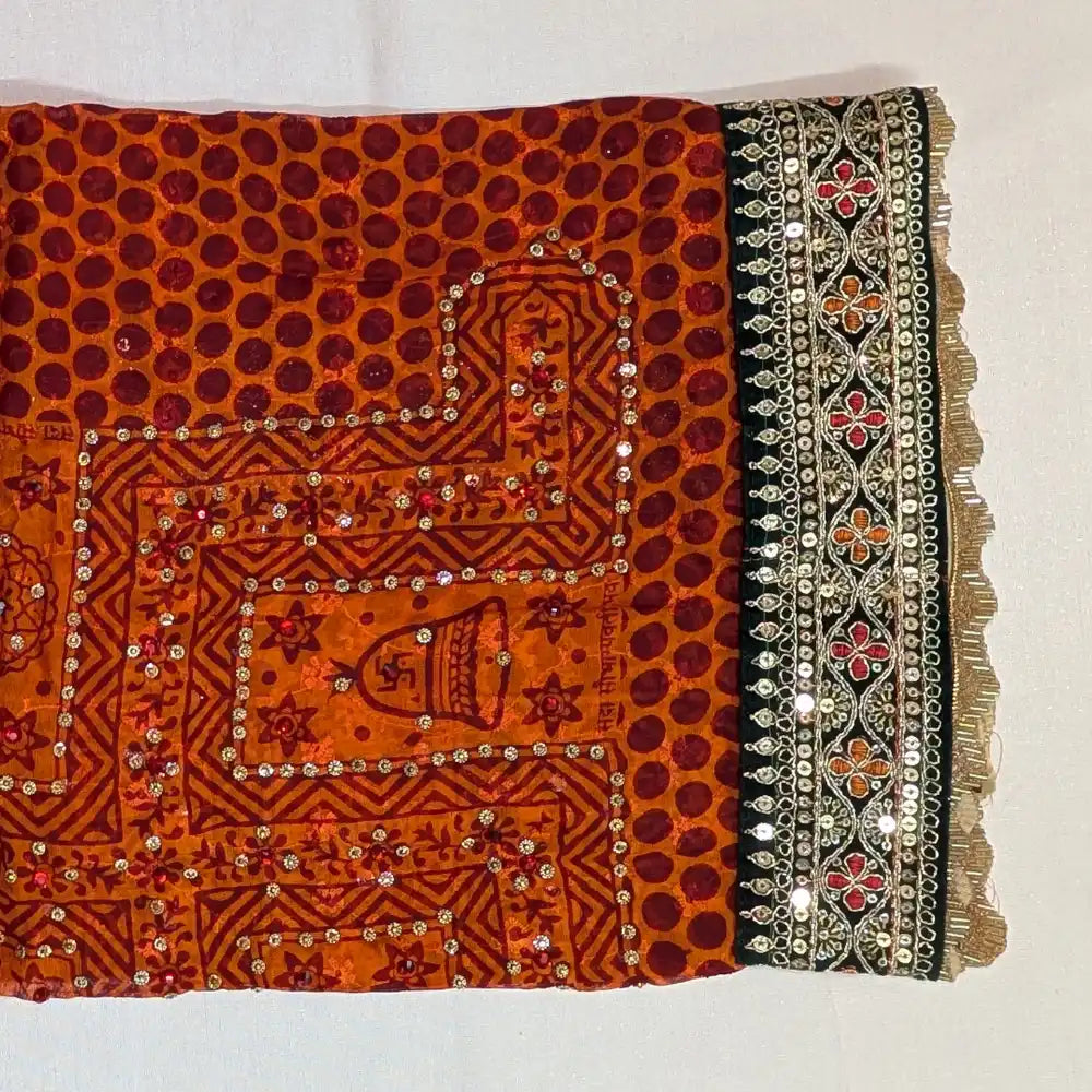 MIJAAT Pahadi Short Pichoda Stole | Georgette Chicken Fabric | Dark Green Katdani Border with Red-Orange Diamond Threadwork