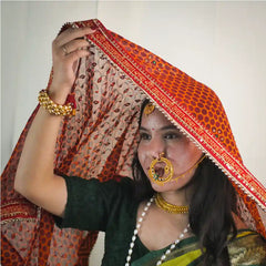 MIJAAT Pahadi Short Pichoda Stall | Red Payal Lace Border | Sada Sobhagywati bhawah
