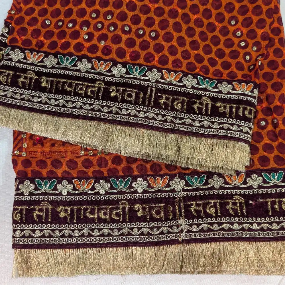 MIJAAT Pahadi Short Pichoda Stole | Georgette Chicken Fabric | Maroon Sada Saubhagyawati Kasab Lace Border