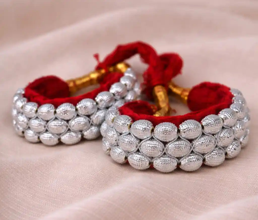 silver poji design